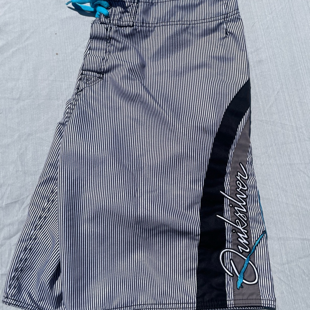 Quicksilver Board Shorts Mens Size 34 Spellout Geometric Trunks Beach Surf wear